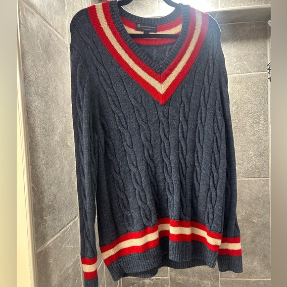 Vintage-Inspired Tennis V-Neck Sweater - Picture 2 of 5